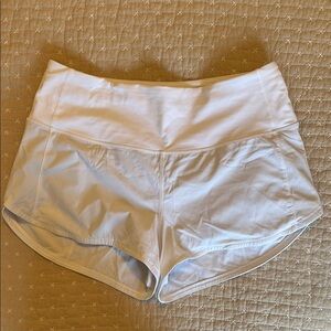 Lululemon Speed Up 2.5” HR white size 8